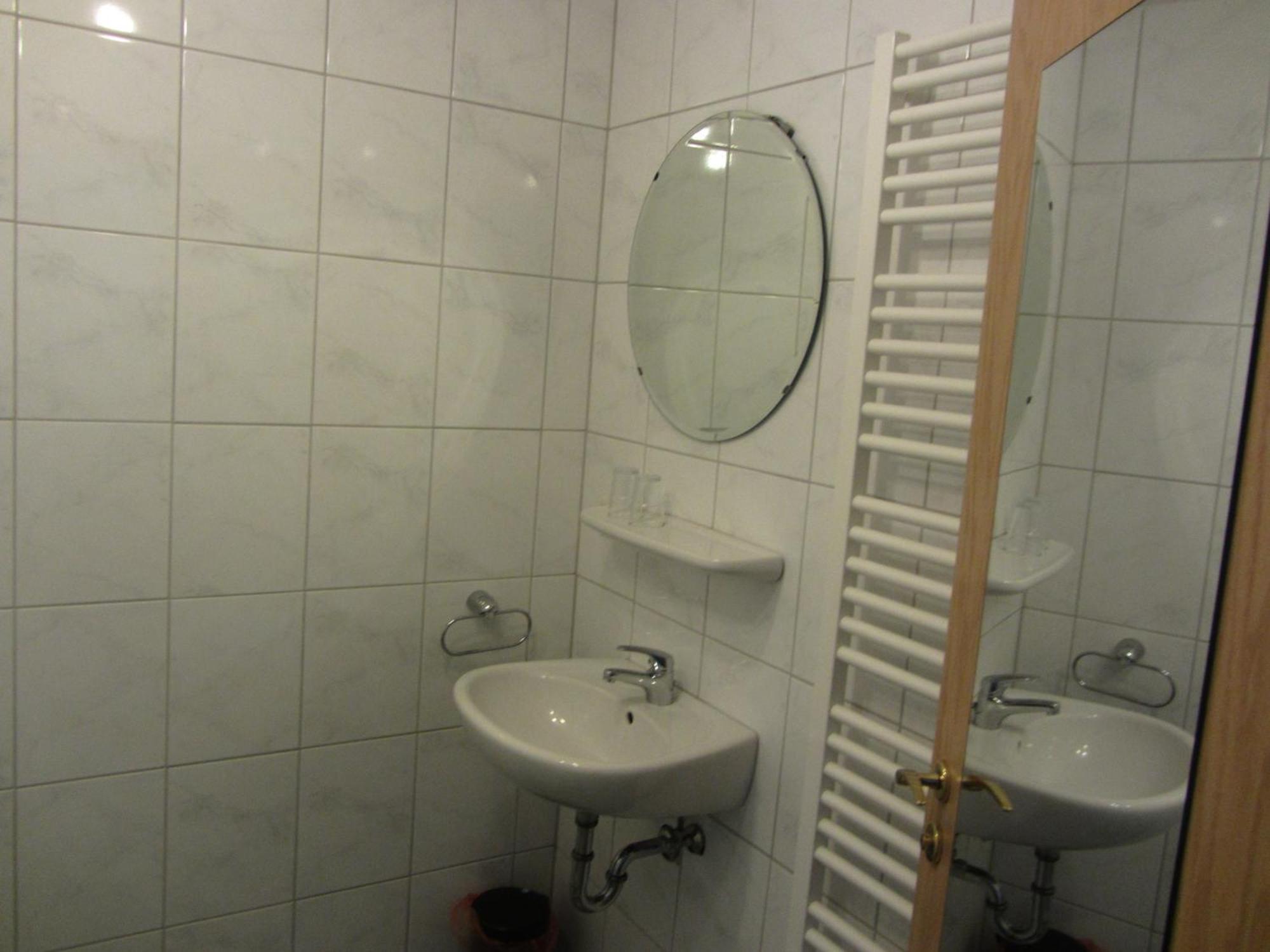 Hotel Gasthof Pension Riebel Etzenricht Екстериор снимка